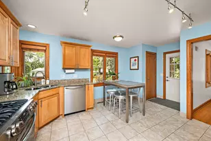 2630 Major Ave N, Golden Valley, MN 55422 - Photo 5