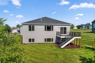 1125 Legacy Pkwy, New Richmond, WI 54017 - Photo 5