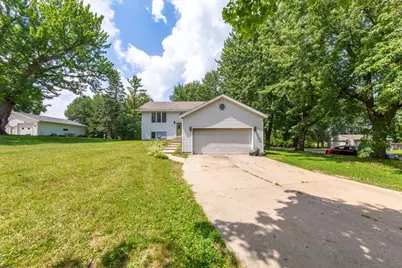 202 S Nicollet Street, Winthrop, MN 55396 - Photo 3