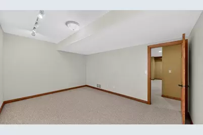 6907 Bluff Lane NW, Rochester, MN 55901 - Photo 51