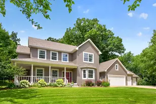 6907 Bluff Ln NW, Rochester, MN 55901 - Photo 3
