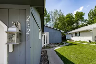 2321 Country Club Pkwy, Moorhead, MN 56560 - Photo 5