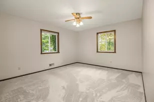 1388 Amaryllis Ln, Eagan, MN 55123 - Photo 9