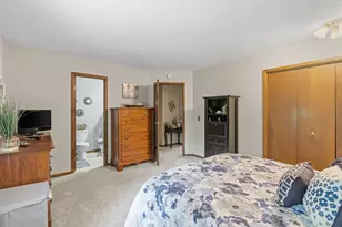 5986 McKinley St NE, Fridley, MN 55432 - Photo 13