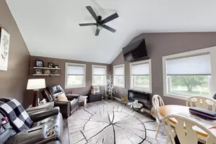 1906 Greenwood Dr, Albert Lea, MN 56007 - Photo 11