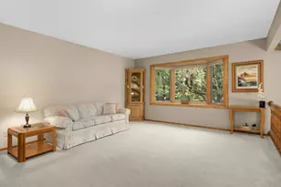 654 Tanglewood Dr, Shoreview, MN 55126 - Photo 13