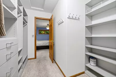 2082 Cowern Place E, North Saint Paul, MN 55109 - Photo 19