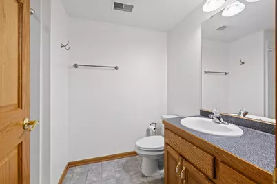 2082 Cowern Place E, North Saint Paul, MN 55109 - Photo 29