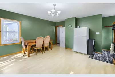 824 6th Avenue S, South Saint Paul, MN 55075 - Photo 9