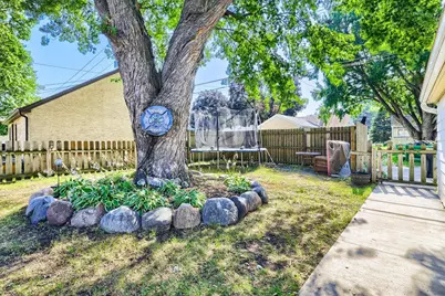 824 6th Avenue S, South Saint Paul, MN 55075 - Photo 23
