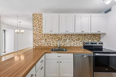 19 S 1st Street #B202, Minneapolis, MN 55401 - Photo 5