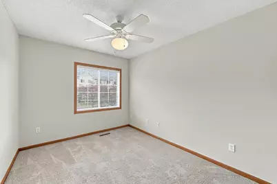 556 Willoughby Way W, Minnetonka, MN 55305 - Photo 37