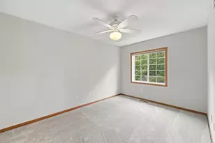 556 Willoughby Way W, Minnetonka, MN 55305 - Photo 27