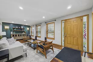 30 B St, Saint Paul, MN 55106 - Photo 3