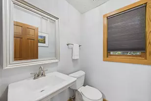 30 B St, Saint Paul, MN 55106 - Photo 23