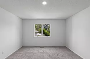 17550 Illinois Ct, Lakeville, MN 55044 - Photo 13