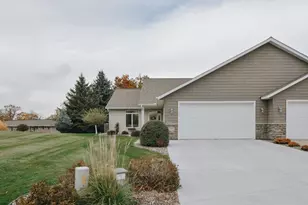 2840 Pine Ridge Blvd, Red Wing, MN 55066 - Photo 13