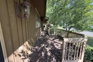 4497 S Oak Leaf Ct, Vadnais Heights, MN 55127 - Photo 3