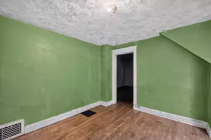 2317 W 4th St, Duluth, MN 55806 - Photo 11