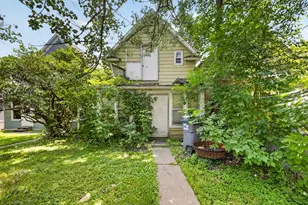 2317 W 4th St, Duluth, MN 55806 - Photo 13