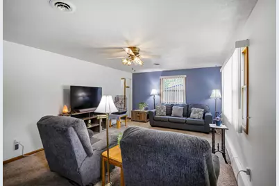 922 Westwood Drive, Faribault, MN 55021 - Photo 3