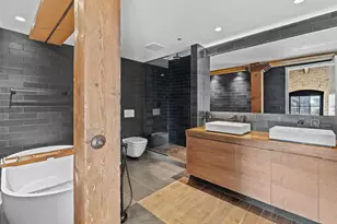 404 Washington Ave N, Minneapolis, MN 55401 - Photo 41