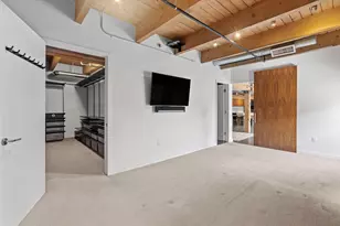 404 Washington Ave N, Minneapolis, MN 55401 - Photo 35