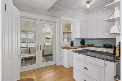 2105 Girard Avenue S, Minneapolis, MN 55405 - Photo 27