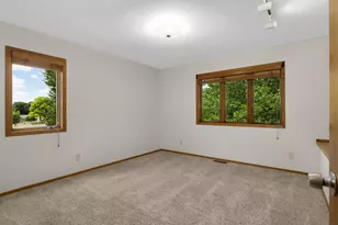 2064 Pin Oak Dr, Eagan, MN 55122 - Photo 17