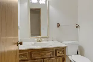 8359 Amsden Ridge Dr, Bloomington, MN 55438 - Photo 21