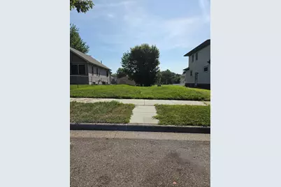 1722 Thomas Avenue N, Minneapolis, MN 55411 - Photo 1