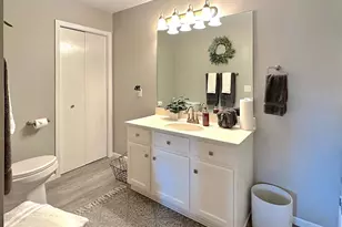 2352 Oakridge Cir, Hudson, WI 54016 - Photo 17
