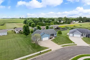 375 Hickory Ln NE, Owatonna, MN 55060 - Photo 13