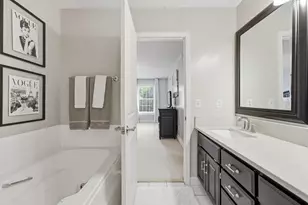 352 Wyndham Cir E, New Brighton, MN 55112 - Photo 33
