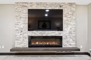 352 Wyndham Cir E, New Brighton, MN 55112 - Photo 45