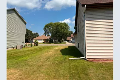 7040 Jensen Avenue S, Cottage Grove, MN 55016 - Photo 5