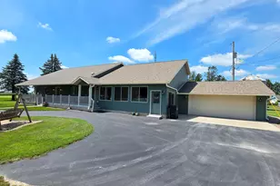 5831 51st St NE, Rochester, MN 55906 - Photo 9