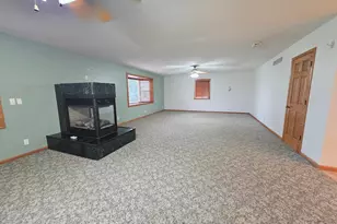 5831 51st St NE, Rochester, MN 55906 - Photo 37