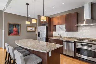 201 S 11th St, Minneapolis, MN 55403 - Photo 9