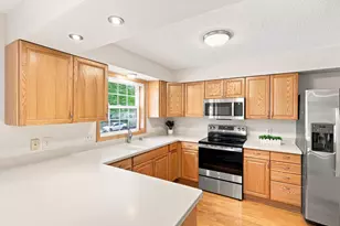 6512 Gray Fox Curve, Chanhassen, MN 55317 - Photo 15