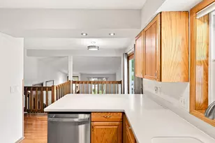 6512 Gray Fox Curve, Chanhassen, MN 55317 - Photo 9