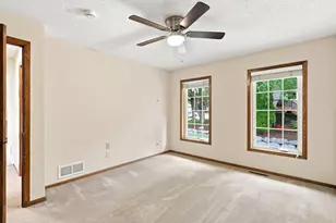 6512 Gray Fox Curve, Chanhassen, MN 55317 - Photo 19
