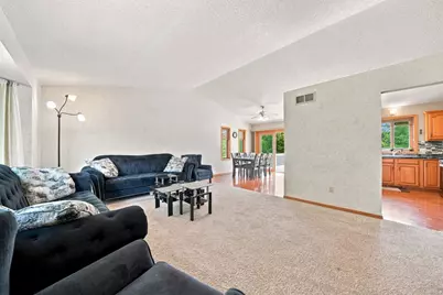 2710 60th Street NW, Rochester, MN 55901 - Photo 3