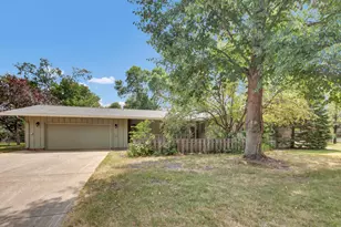 1000 24th Ave N, Saint Cloud, MN 56303 - Photo 1