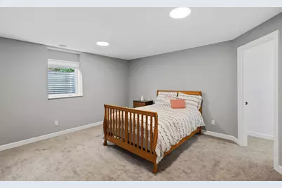 1268 Lincolntown Avenue, Mahtomedi, MN 55115 - Photo 29
