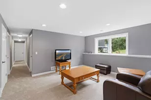 1268 Lincolntown Ave, Mahtomedi, MN 55115 - Photo 25