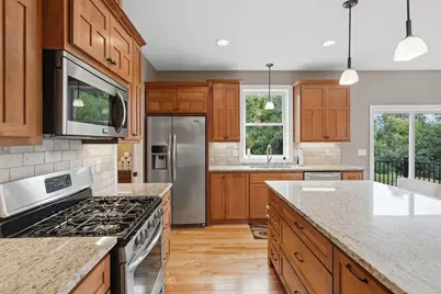1268 Lincolntown Avenue, Mahtomedi, MN 55115 - Photo 11