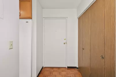 4201 Lakeside Avenue N #113, Brooklyn Center, MN 55429 - Photo 7