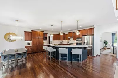 9160 Gateway Lane, Eden Prairie, MN 55347 - Photo 7