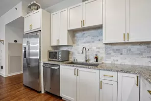 1240 S 2nd St, Minneapolis, MN 55415 - Photo 5